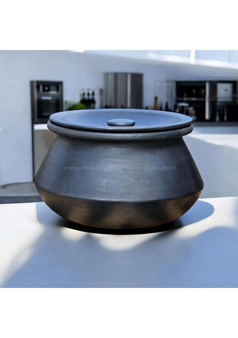 RAJENDER CLAY HANDICRAFT Black Clay Handcrafted Cooking Pot with Lid | 5 L | 5.3 Qt - Indya