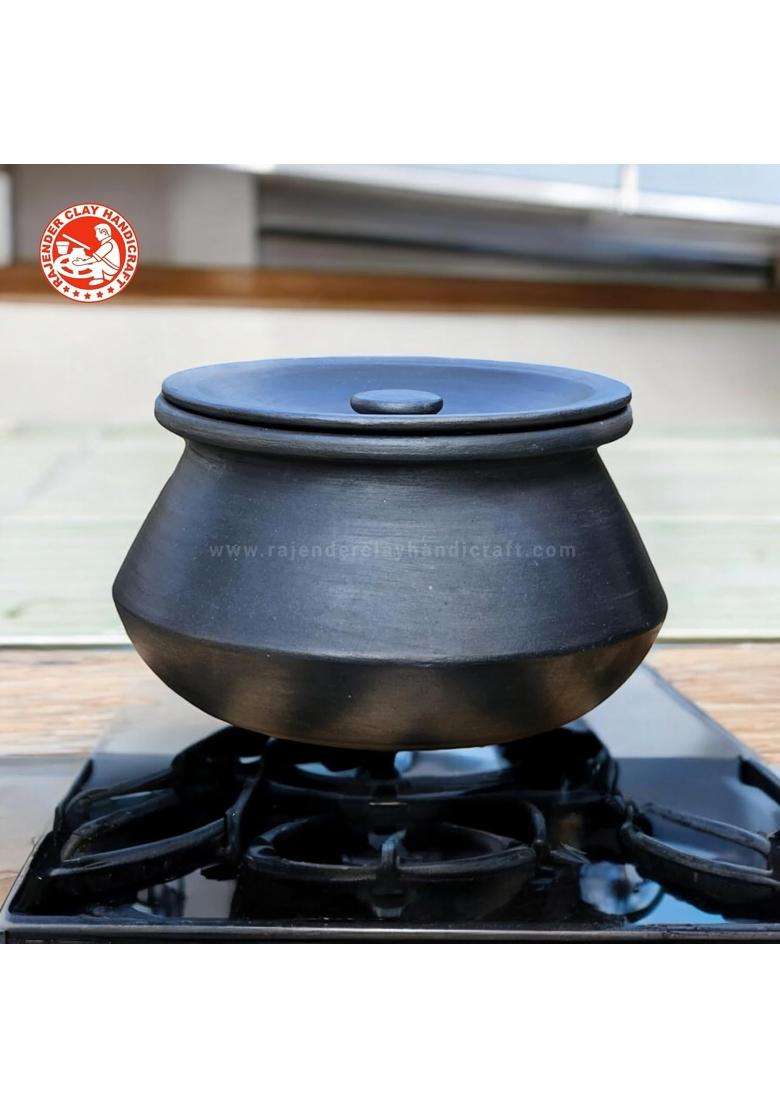 RAJENDER CLAY HANDICRAFT Black Clay Handcrafted Cooking Pot with Lid | 5 L | 5.3 Qt - Indya