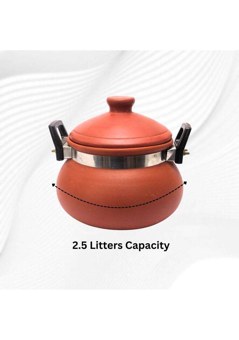 Terra Charms Clay Daal Handi | 2.5 L | 2.6 Qt | Handcrafted - Indya