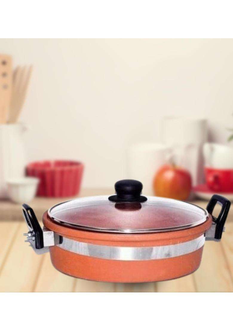 Terra Charms Clay KadhaiHandcrafted Clay Kadhai Wok Time-Honored Craftsmanship | 2 L | 2.1 Qt | With Lid - Indya