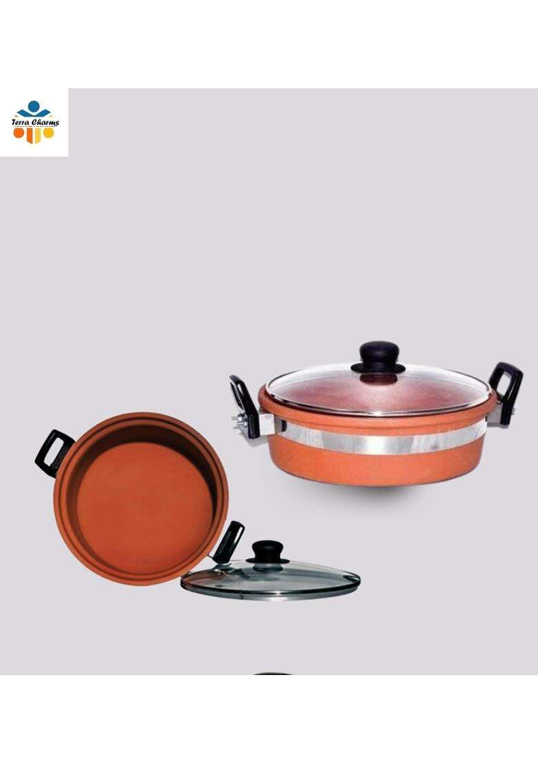 Terra Charms Clay KadhaiHandcrafted Clay Kadhai Wok Time-Honored Craftsmanship | 2 L | 2.1 Qt | With Lid - Indya