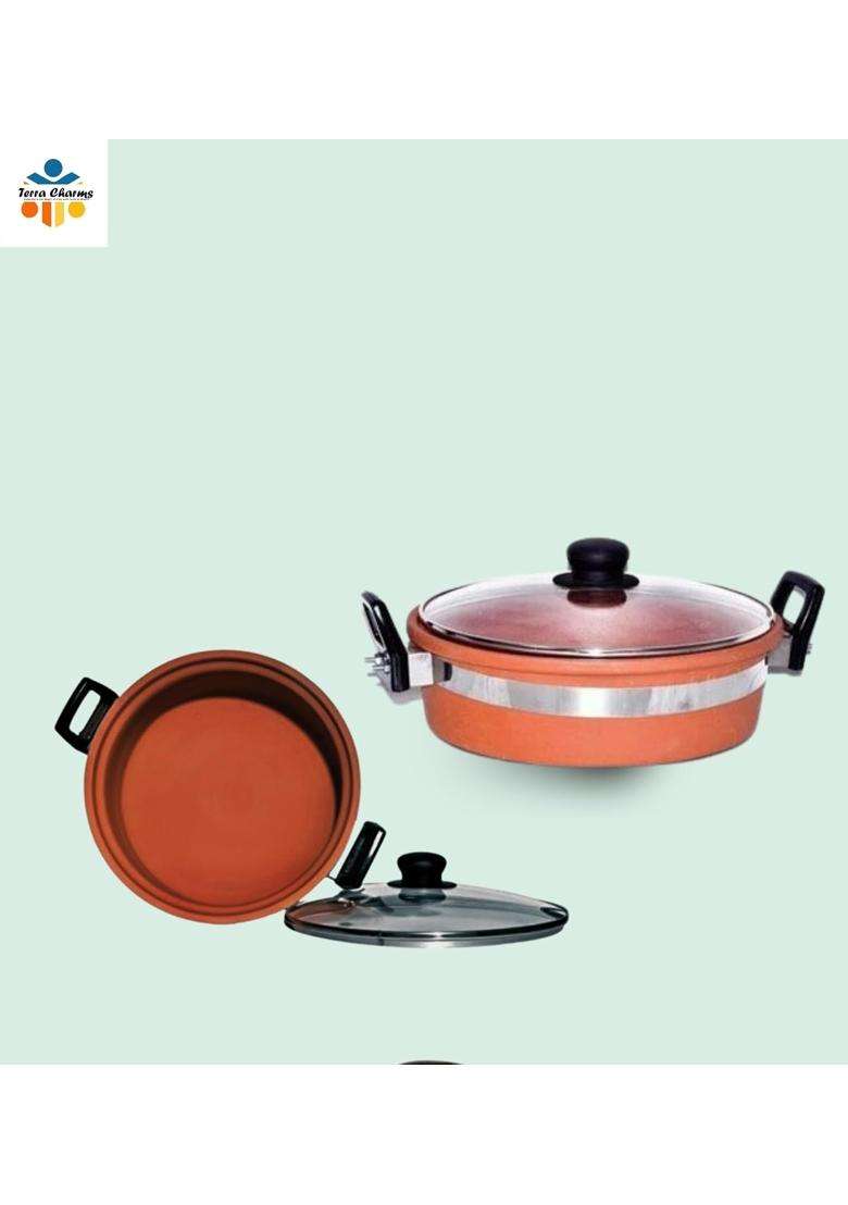 Terra Charms Clay KadhaiHandcrafted Mitti Ka Kadhai Wok Time-Honored Craftsmanship | 2 L | 2.1 Qt | With Lid - Indya