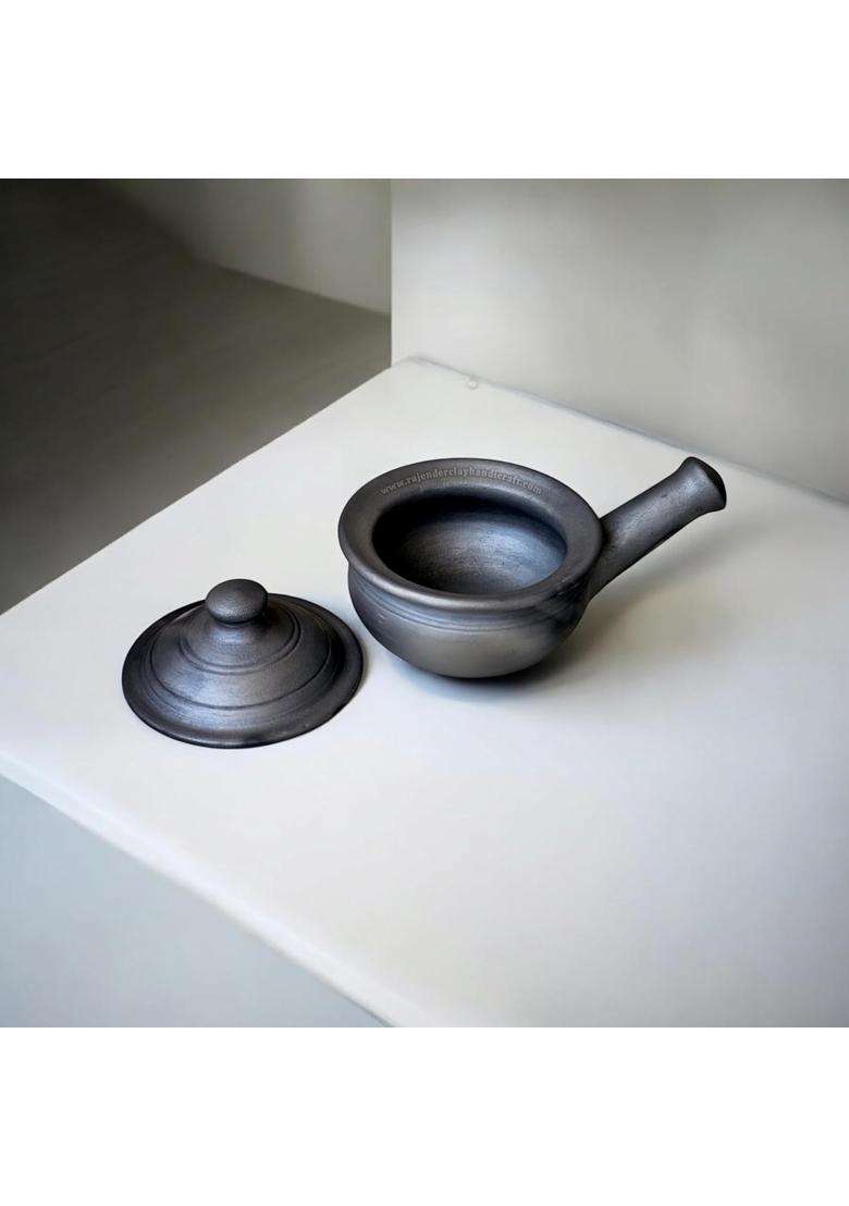 RAJENDER CLAY HANDICRAFT Handcrafted Black Clay Cooking Pot with Lid | 500 ml | 16.9 fl oz - Indya