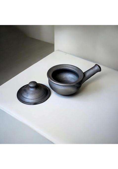 RAJENDER CLAY HANDICRAFT Handcrafted Black Clay Cooking Pot with Lid | 500 ml | 16.9 fl oz