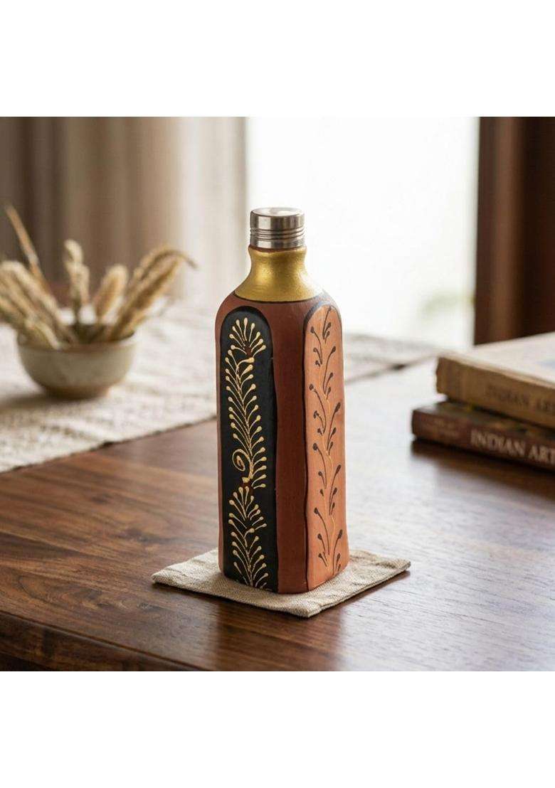 Terra Charms Clay Water Bottle | 1 L | 1.1 Qt | Non-Toxic - Indya