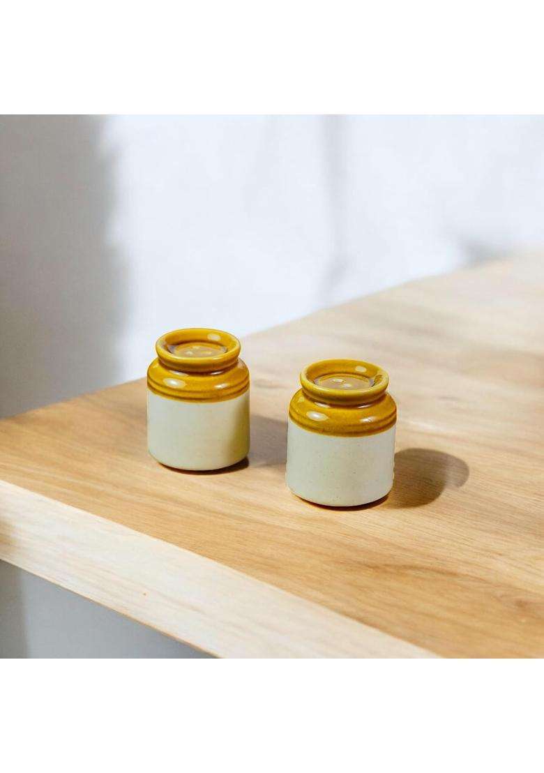 ClayStone Traditional Pickle Jar for Storage with 2 Salt and Pepper Shakers | 2500 ml | 84.5 fl oz - Indya