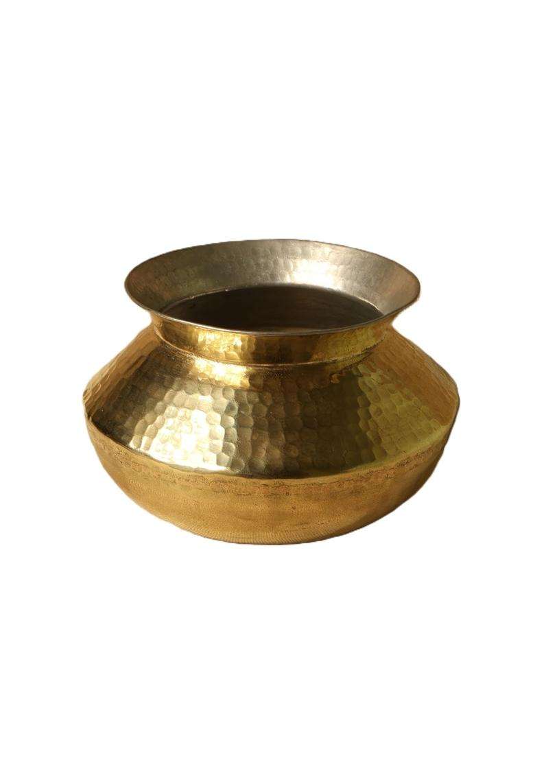 SHAAN mfg. Traditional Brass Biryani Handi Biryani Pot | 3 L | 3.2 Qt | Hammered Finish - Indya