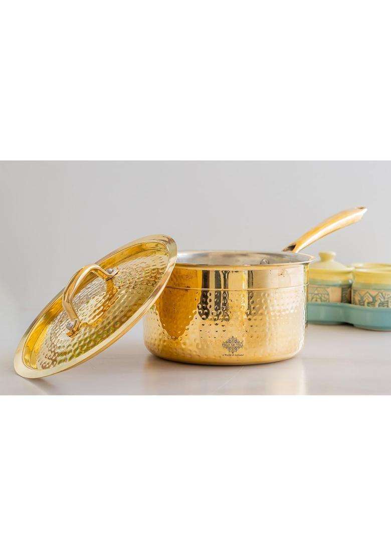 INDIAN ART VILLA Brass Hammered Long Handle Saucepan with Tin Lining and Lid | 2000 ml | 67.6 fl oz - Indya