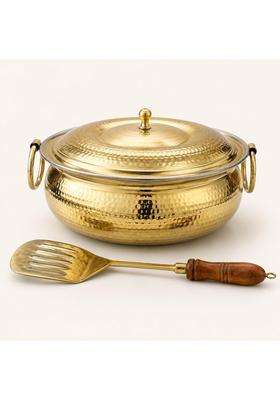 SHIV SHAKTI ARTS Brass Mughlai Lagan Handi with Lid | 3.5 L | 3.7 Qt | Hammered Finish