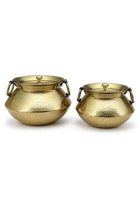 SHIV SHAKTI ARTS Vintage-Style Brass Mughlai Deg Handi Cooking Pot with Lids and Ring Handles | 3.5 L | 3.7 Qt | 2-Piece Set | Hammered Finish | With Lid