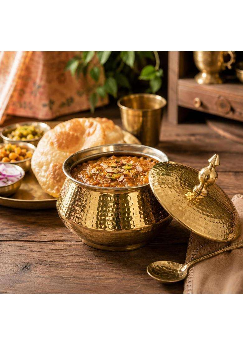SHIV SHAKTI ARTS Brass Handi Matka Clay Water Pot with Dome Lid | 2 L | 2.1 Qt | Hammered Finish - Indya