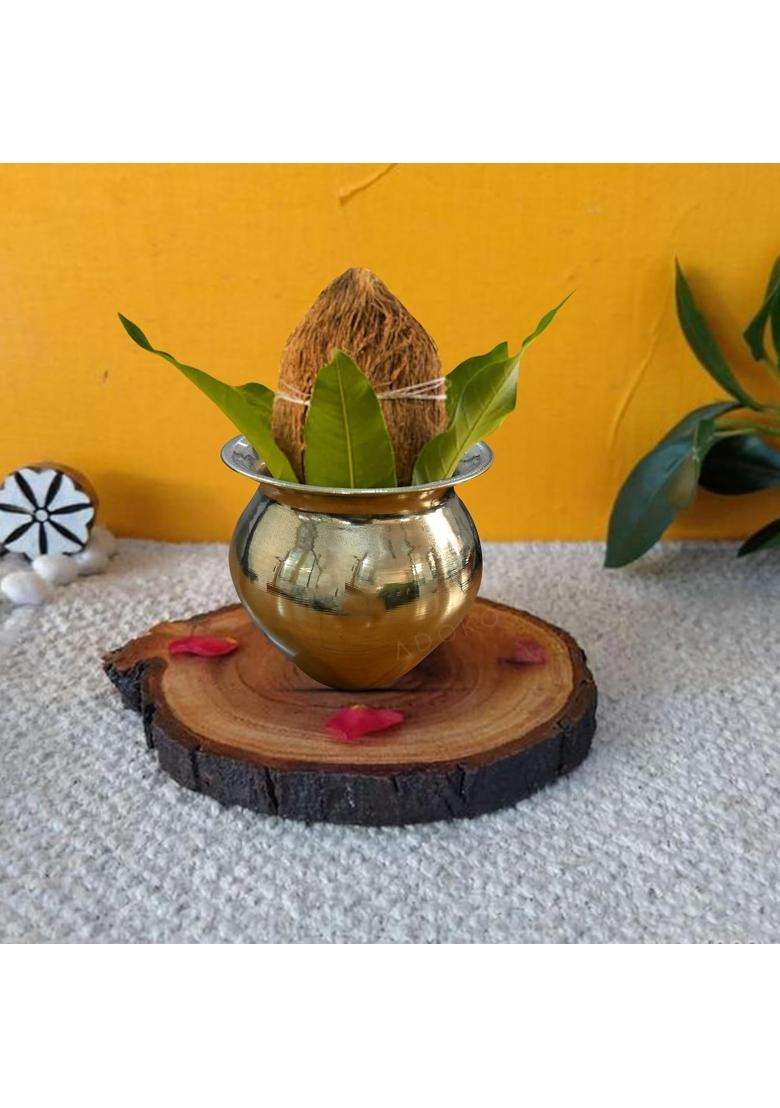 K.U.H.. Handmade Brass Kumkuma Lota Water Pot Kalash | 200 ml | 6.8 fl oz - Indya