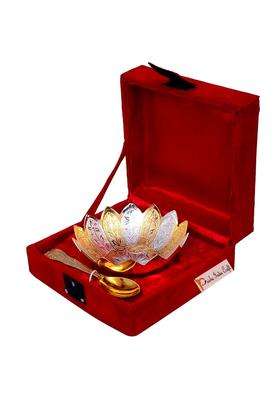 Prisha India Craft Silver and Gold Plated on Brass Designer Dry-Fruit Bowl Serving Set with Velvet | 100 ml | 3.4 fl oz