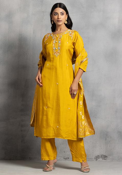 Yellow Floral Bead Hand Embroidered Kurta Set With Pants And Brocade Dupatta