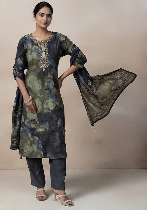 Green Cutdana Embellished Kurta Set With Pants And Dupatta