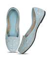 Juttis_and_Mojaris