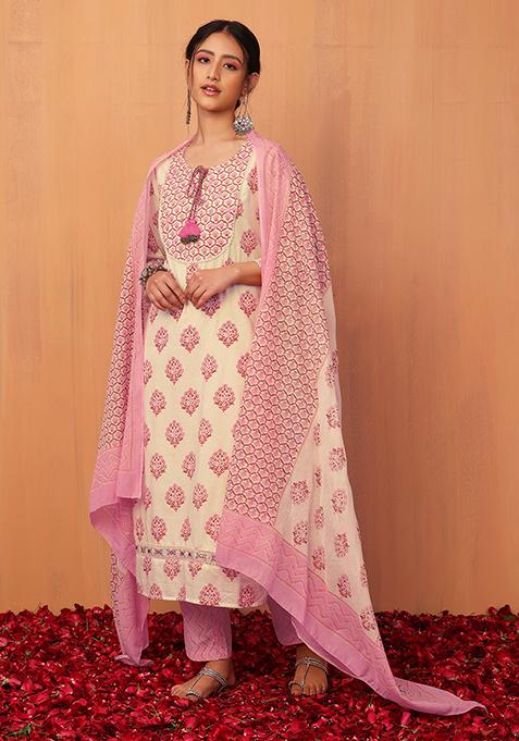 White Printed Kurta With Pants And Dupatta (Set of 3)