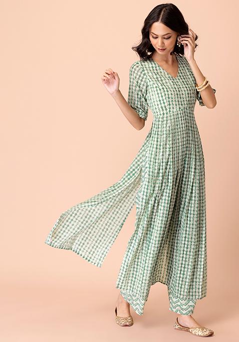Ivory And Green Foil Print Kurta And Pants (Set of 2)