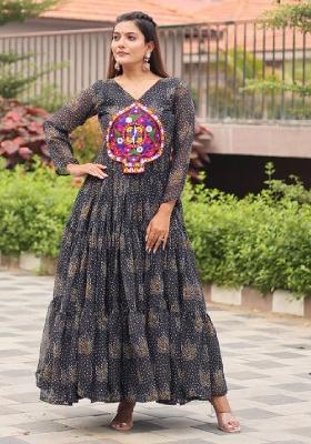 Black Gamathi Work Georgette Gown