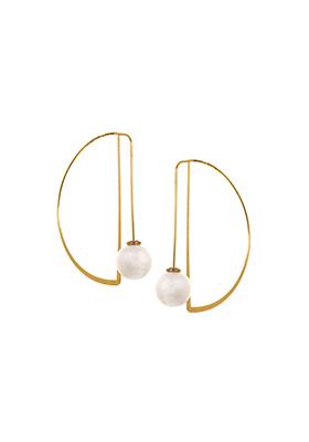 Buy Women Gold D-Shaped Pearl Closure Hoop Earrings - Jewellery - Indya